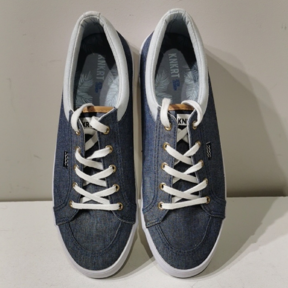 Surf Talk Women's Sneakers